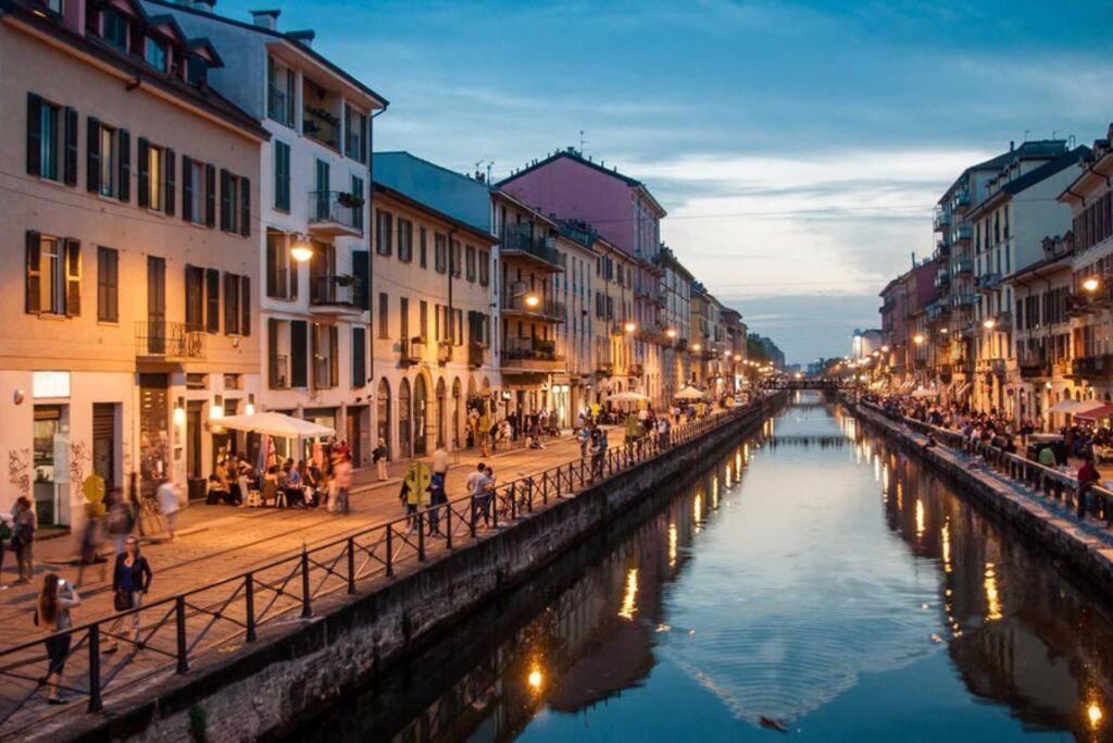 Daniela'S Spazioso Appartamento Ai Navigli Milano Esterno foto
