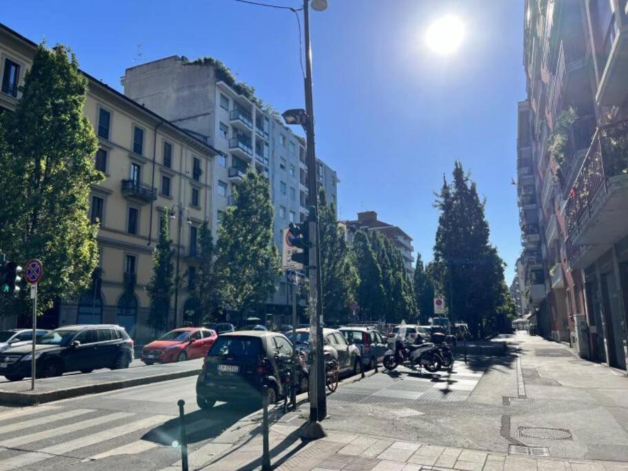 Daniela'S Spazioso Appartamento Ai Navigli Milano Esterno foto