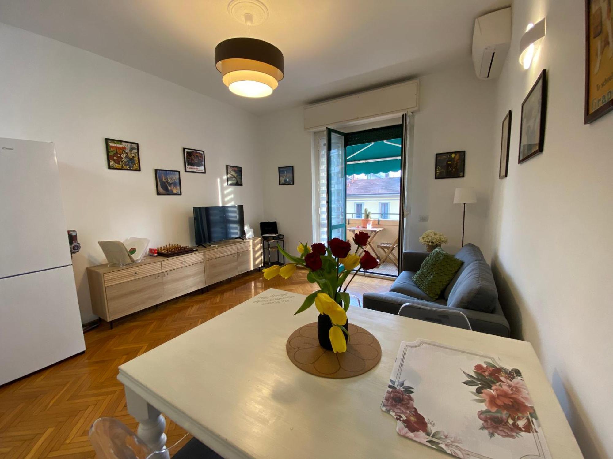 Daniela'S Spazioso Appartamento Ai Navigli Milano Esterno foto