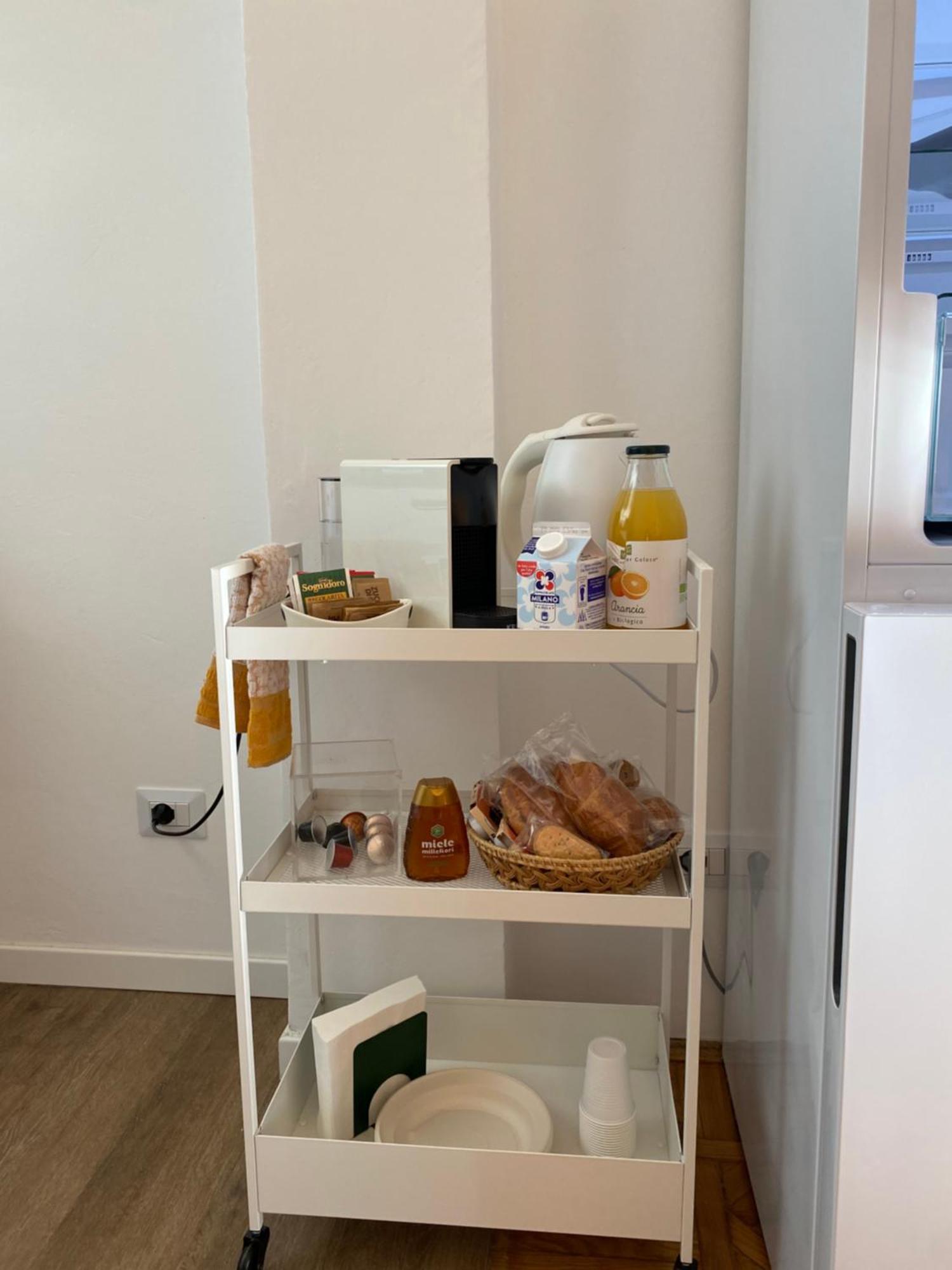 Daniela'S Spazioso Appartamento Ai Navigli Milano Esterno foto