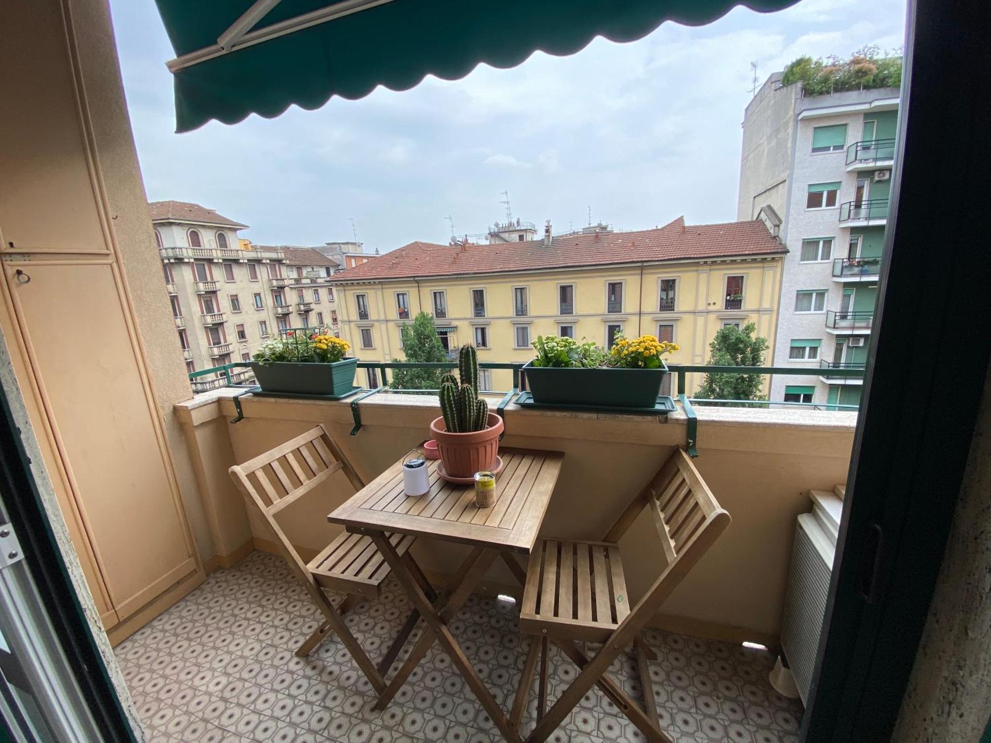 Daniela'S Spazioso Appartamento Ai Navigli Milano Esterno foto